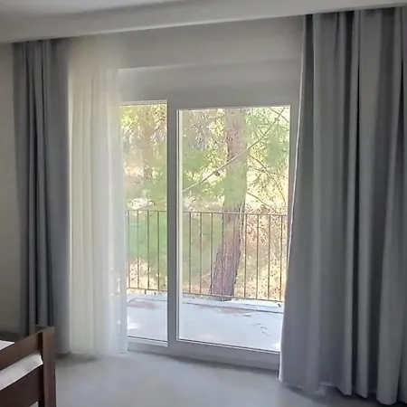 Belce & Bloom - Uezuemlue *