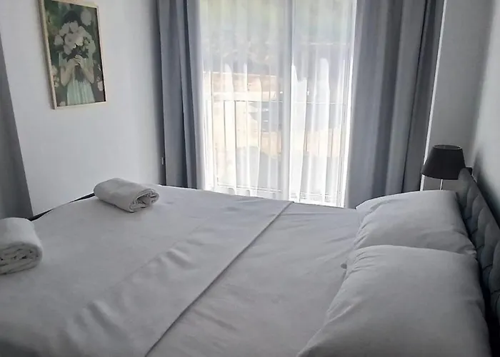 Belce & Bloom - Uezuemlue فيلة *