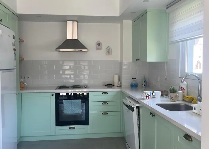 Belce & Bloom - Uezuemlue * فتحية